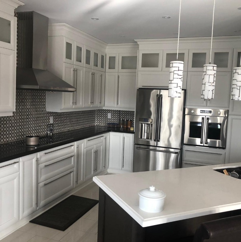 MDF Thermofoil kitchen cabinets